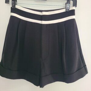 ALICE + OLIVIA Black and White Shorts Size 0